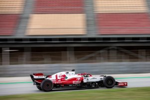 F1 | New Wheel Covers For F1 2022 On Display In Barcelona