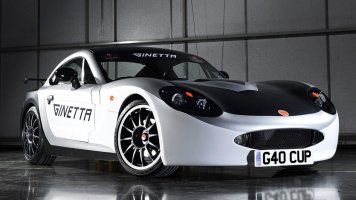 RaceDepartment Members Racing A Real Ginetta G40