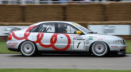 RaceRoom Teases Super Touring Cars, Launches Free Access Period & Black Friday Sale